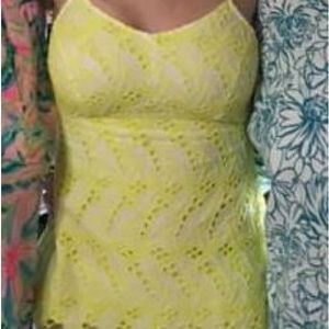 Beautiful neon yellow and white tank.